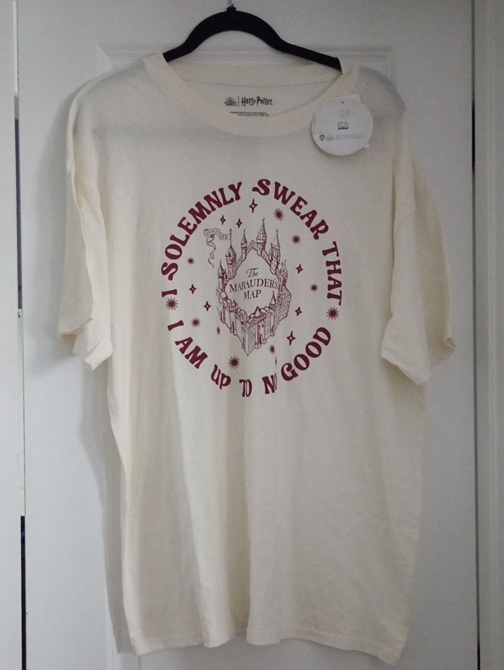 Wizardly World Cream T-Shirt with Burgundy Marauder's Map Graphic Size XL